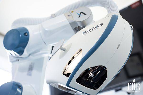 Robot for an ARTAS hair transplant